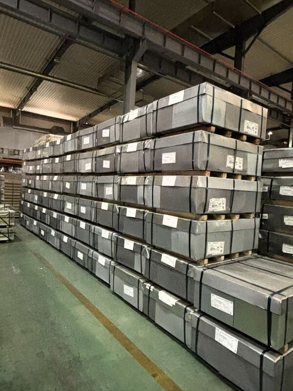 密閉性と長期保存に優れた高性能電解ブリキ板